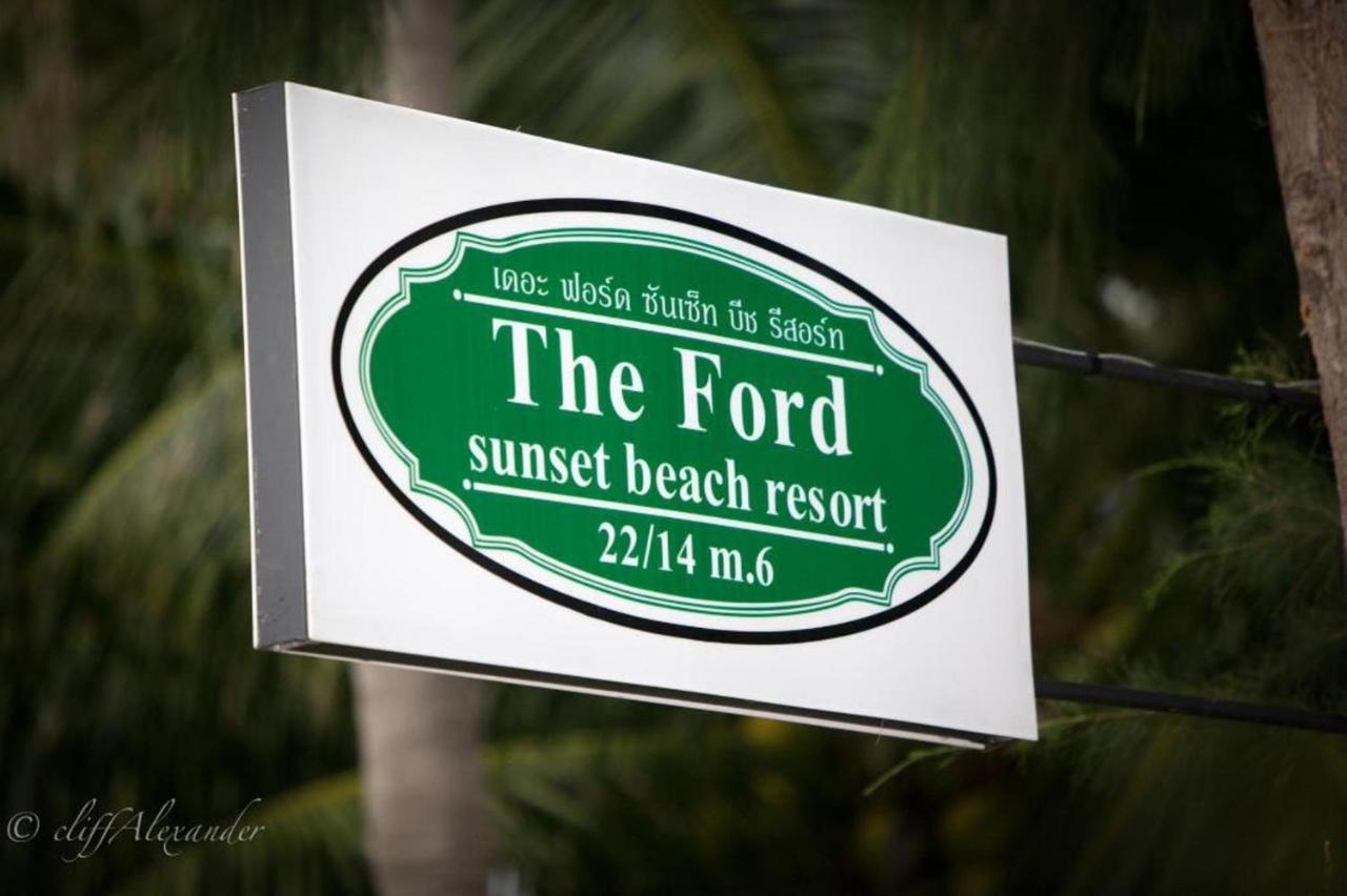 The Ford SunSet Beach Resort Wok Tum Exterior foto