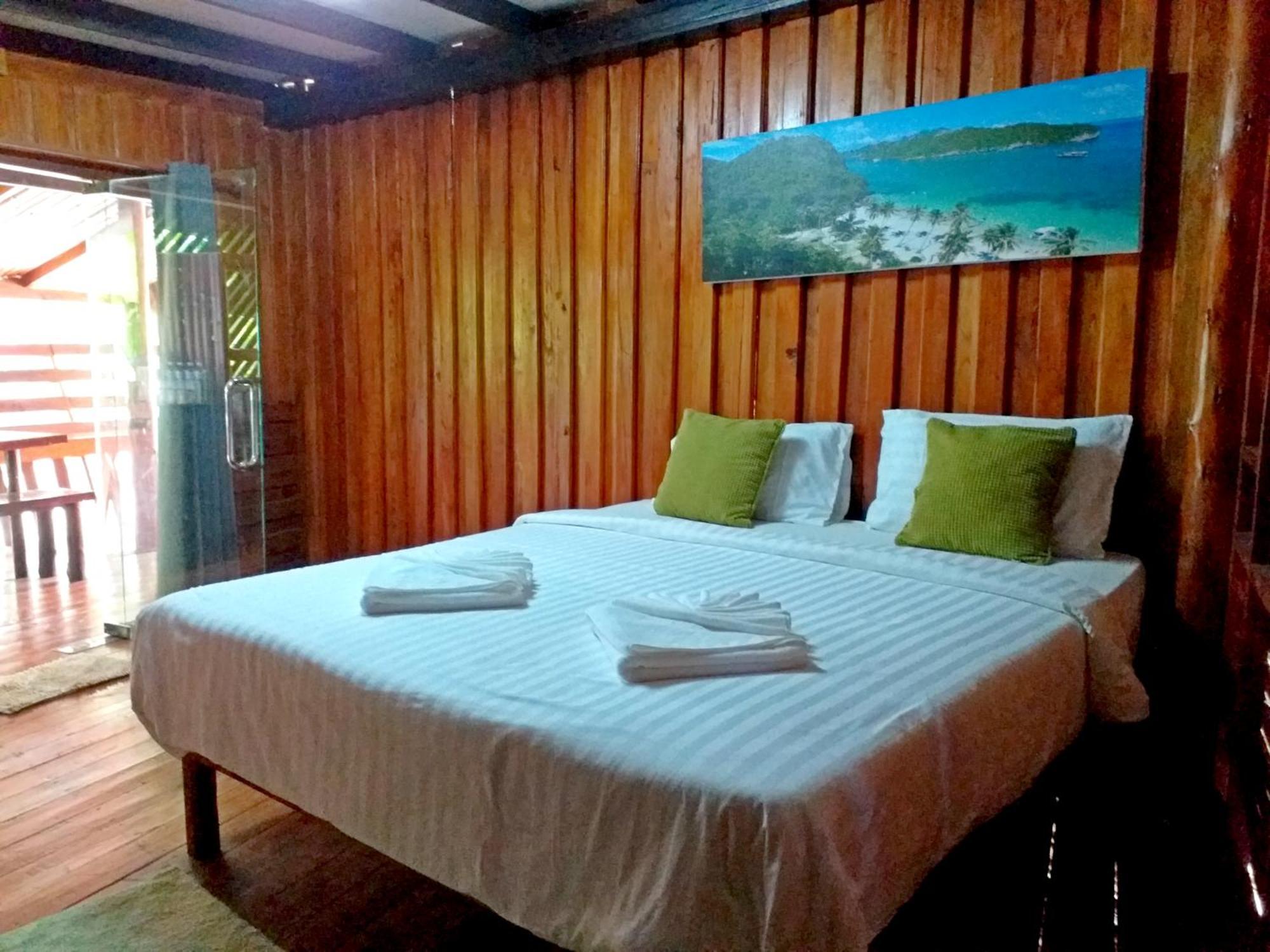 The Ford SunSet Beach Resort Wok Tum Exterior foto