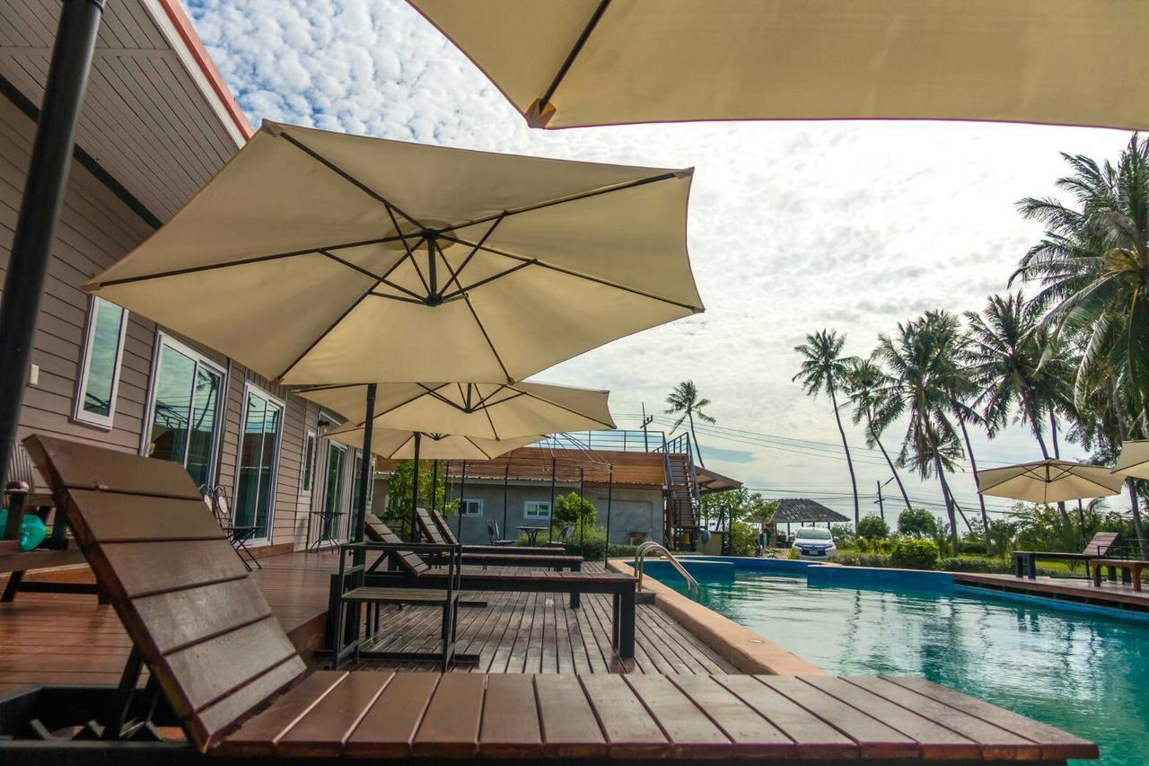 The Ford SunSet Beach Resort Wok Tum Exterior foto