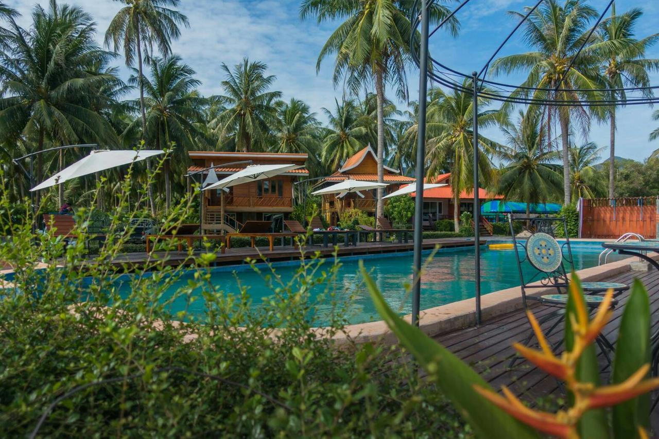 The Ford SunSet Beach Resort Wok Tum Exterior foto