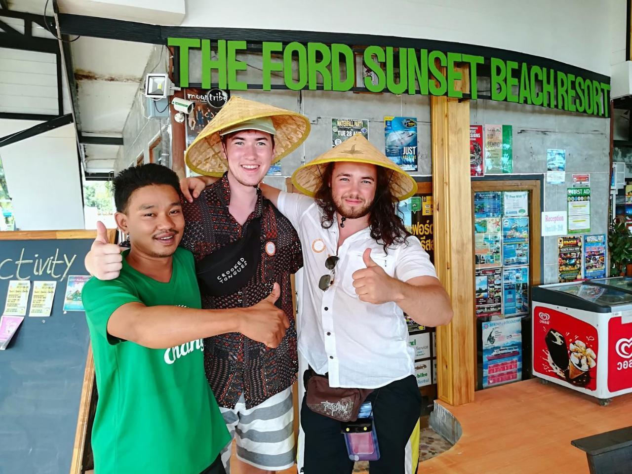 The Ford SunSet Beach Resort Wok Tum Exterior foto