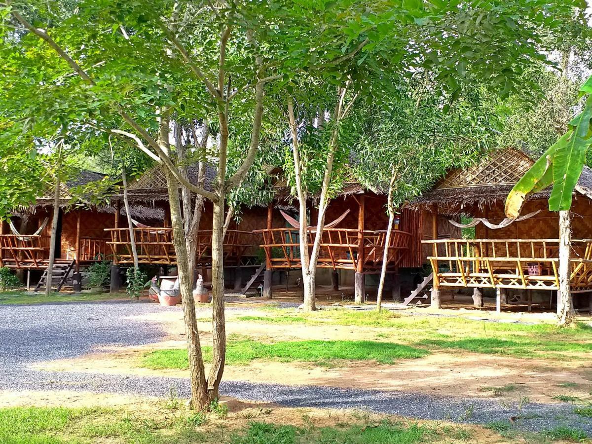 The Ford SunSet Beach Resort Wok Tum Exterior foto