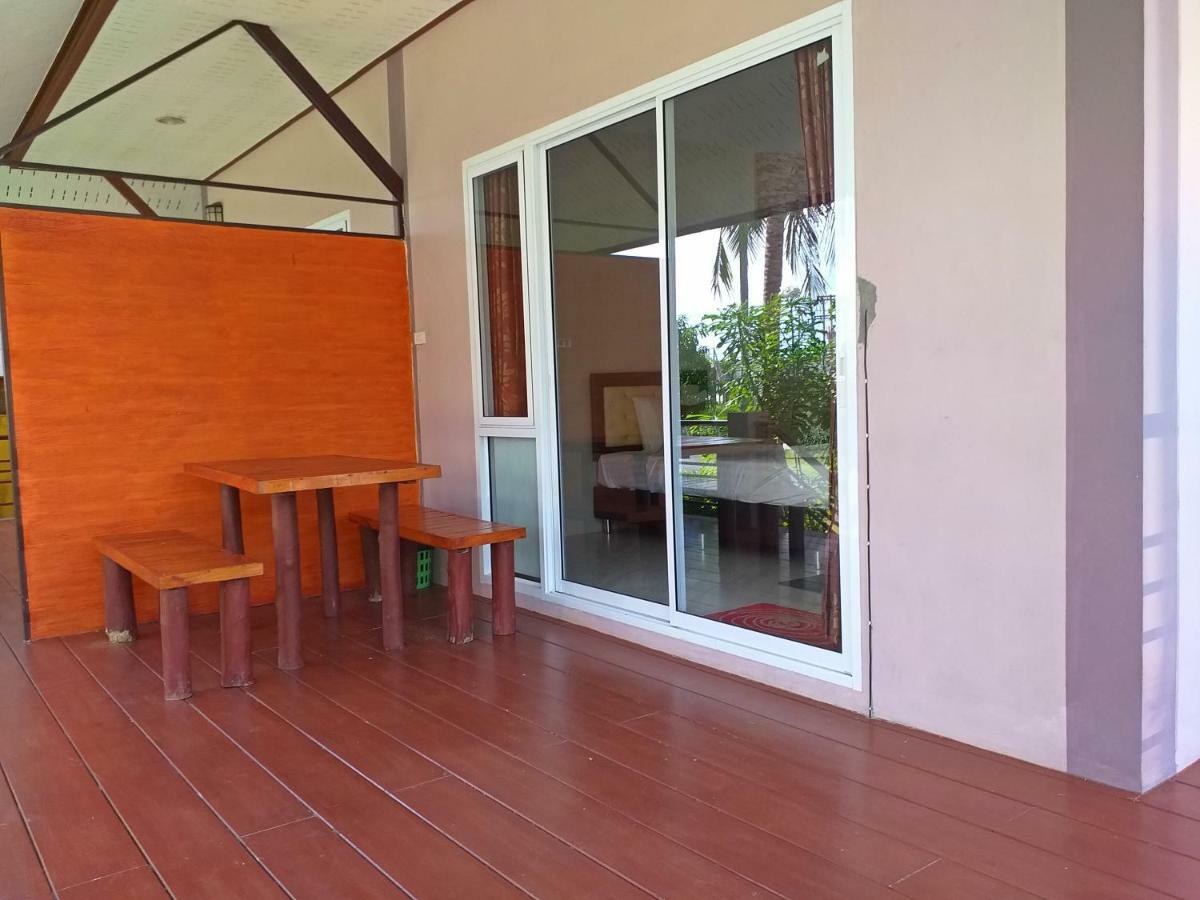 The Ford SunSet Beach Resort Wok Tum Exterior foto