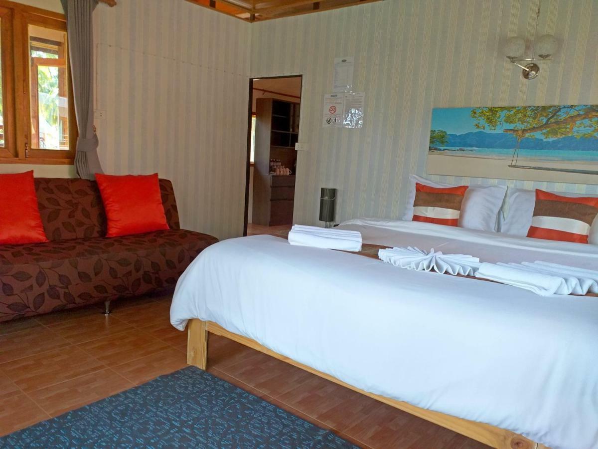 The Ford SunSet Beach Resort Wok Tum Exterior foto